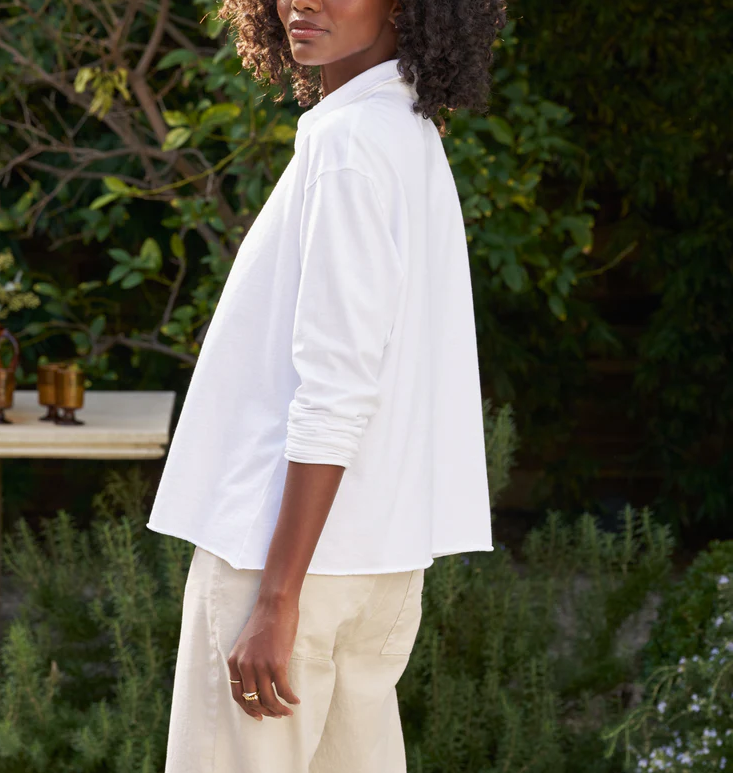 Women’s Collared V-Neck Long Sleeve Cropped Pullover Shirt