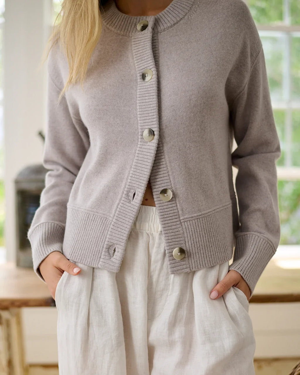 Women’s Crewneck Extra Fine Merino Wool Ribbed Knit Cardigan